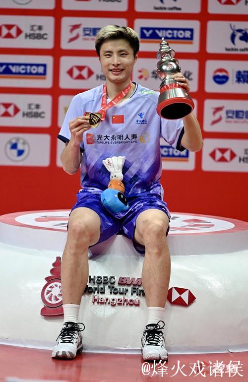 世界羽联总决赛 石宇奇不敌小波波夫,获男单亚军 世界羽联总决赛 石宇奇不敌小波波夫,获男单亚军