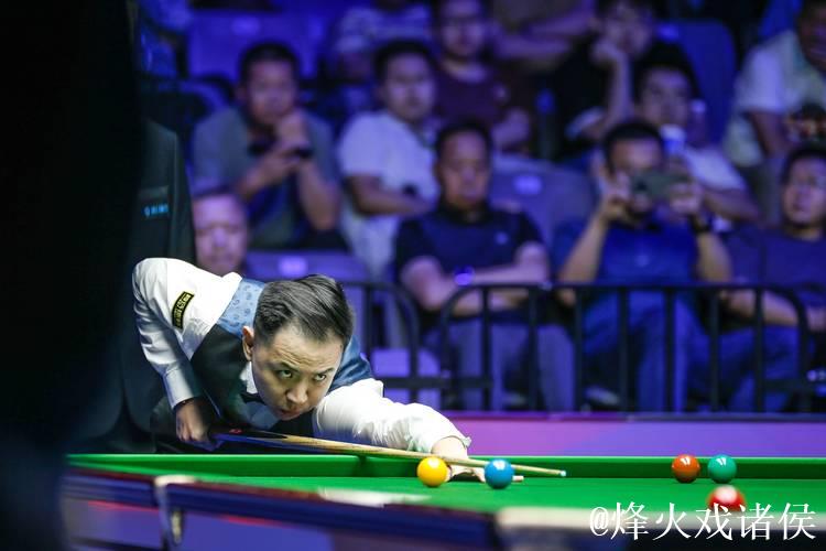斯诺克武汉公开赛:肖国栋以5-3战胜大卫·格雷斯挺进16强 斯诺克武汉公开赛:肖国栋以5-3战胜大卫·格雷斯挺进16强